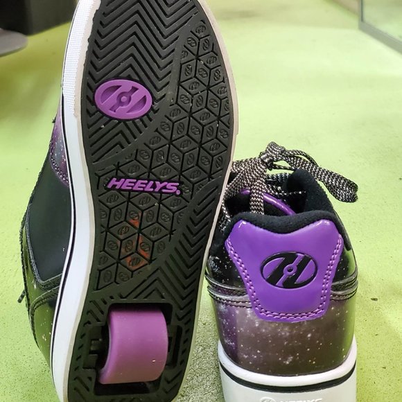 Heelys Motion Plus (Size 2 Youth) - Picture 9 of 14